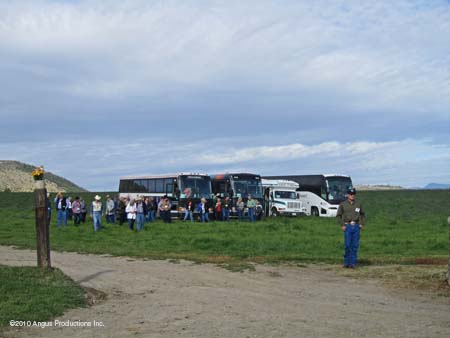 Bus unloading